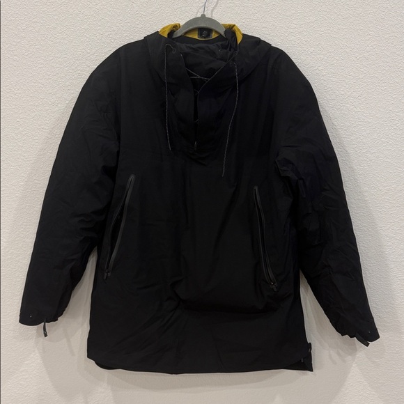 The North Face's Cryos Line Explores Cold-Weather Resistance